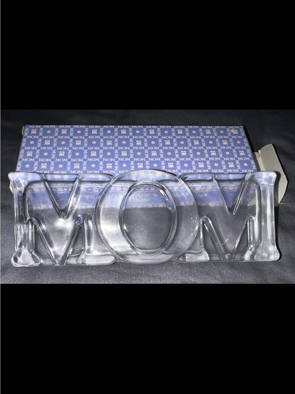 Vintage 1980’s Fostoria Avon "MOM" Glass Picture Frame Paperweight
